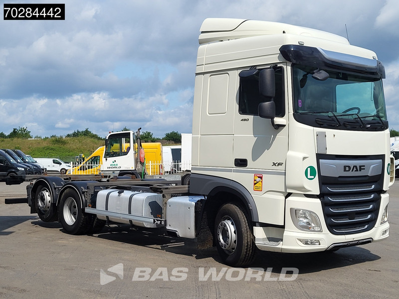 DAF XF 480 6X2 SC 2x Tanks Liftachse ACC Euro 6 - Camión portacontenedore/ Intercambiable: foto 3 DAF XF 480 6X2 SC 2x Tanks Liftachse ACC Euro 6 - Camión portacontenedore/ Intercambiable: foto 3