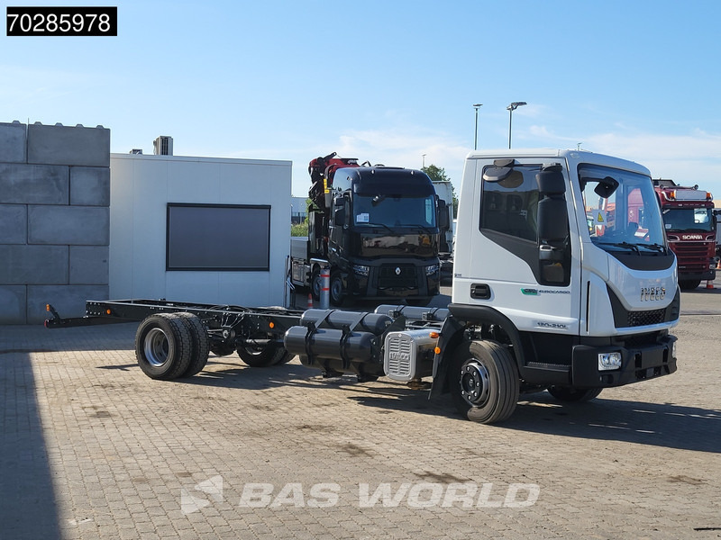 Iveco 120-210L 4X2 NEW 12tons chassis! CNG Engine TELMA Retarder Manual Euro 6 - Camión chasis: foto 3 Iveco 120-210L 4X2 NEW 12tons chassis! CNG Engine TELMA Retarder Manual Euro 6 - Camión chasis: foto 3