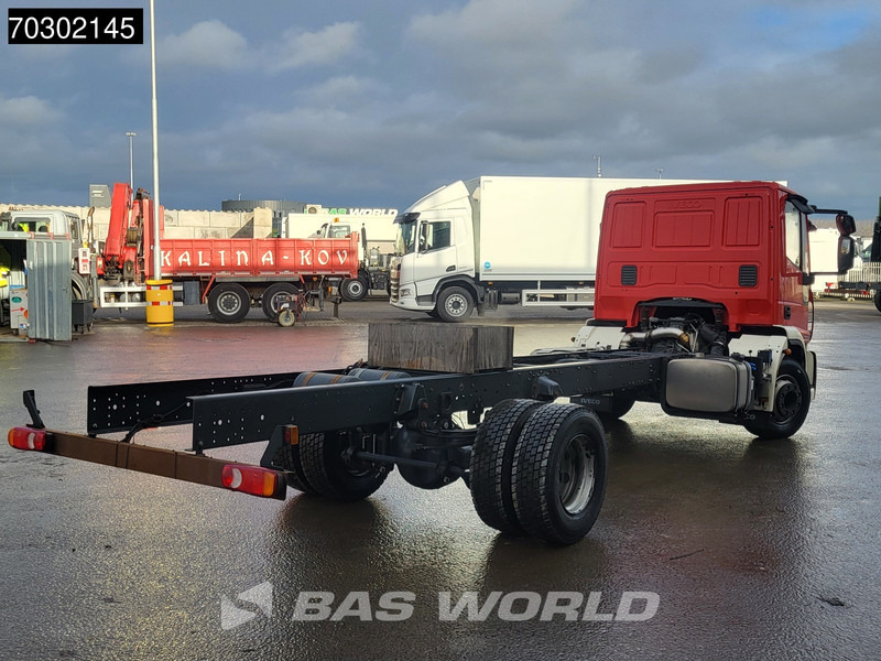 Iveco Eurocargo 160E320 4X2 NEW! 16T chassis 2016 production Euro 6 - Camión chasis: foto 5 Iveco Eurocargo 160E320 4X2 NEW! 16T chassis 2016 production Euro 6 - Camión chasis: foto 5