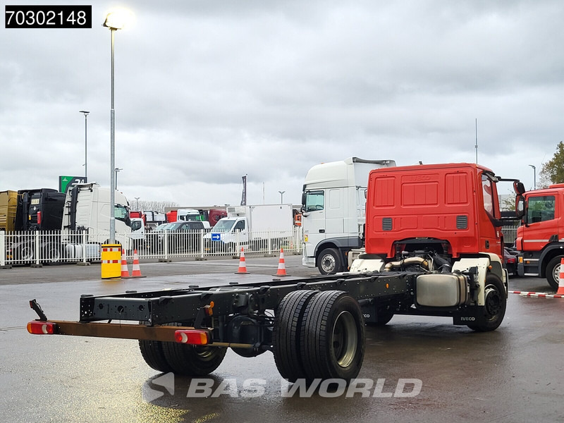 Iveco Eurocargo 180E320 4X2 NEW! 18T chassis 2017 production Euro 6 - Camión chasis: foto 5 Iveco Eurocargo 180E320 4X2 NEW! 18T chassis 2017 production Euro 6 - Camión chasis: foto 5