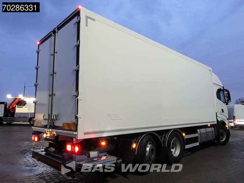 Iveco S-Way 490 6X2 2000kg Ladebordwand Lift/Steering Axle Automatic Navi ACC Euro 6 - Camión caja cerrada: foto 5 Iveco S-Way 490 6X2 2000kg Ladebordwand Lift/Steering Axle Automatic Navi ACC Euro 6 - Camión caja cerrada: foto 5