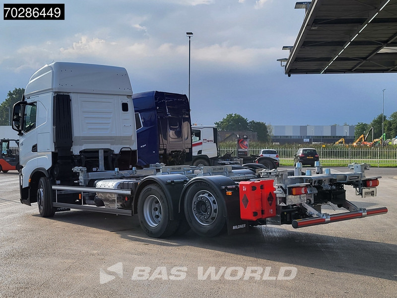 Iveco S-Way 500 6X2 NEW BDF! Lift+Steering Axle ACC Standklima Euro 6 - Camión portacontenedore/ Intercambiable: foto 2 Iveco S-Way 500 6X2 NEW BDF! Lift+Steering Axle ACC Standklima Euro 6 - Camión portacontenedore/ Intercambiable: foto 2