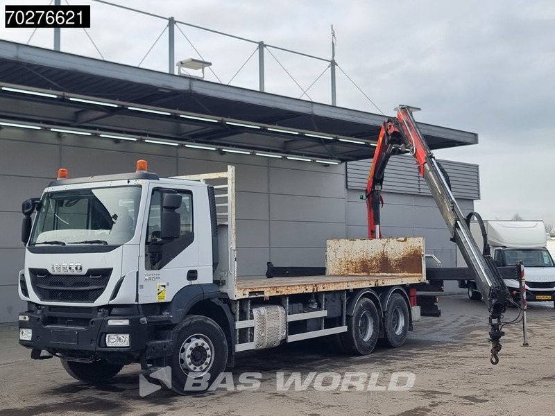 Iveco Trakker 360 6X4 Palfinger PK17.001 SLD Remote Steelsuspension Big-Axle - Camión caja abierta, Camión grúa: foto 5 Iveco Trakker 360 6X4 Palfinger PK17.001 SLD Remote Steelsuspension Big-Axle - Camión caja abierta, Camión grúa: foto 5