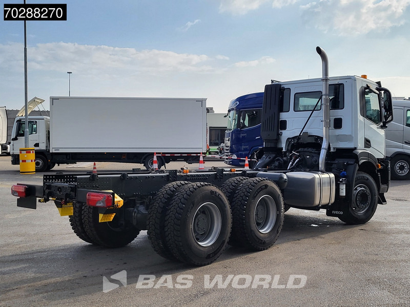 Iveco X-Way 460 6X4 NEW chassis Retarder Big-Axle Full Steel Navi Euro 6 - Camión chasis: foto 5 Iveco X-Way 460 6X4 NEW chassis Retarder Big-Axle Full Steel Navi Euro 6 - Camión chasis: foto 5