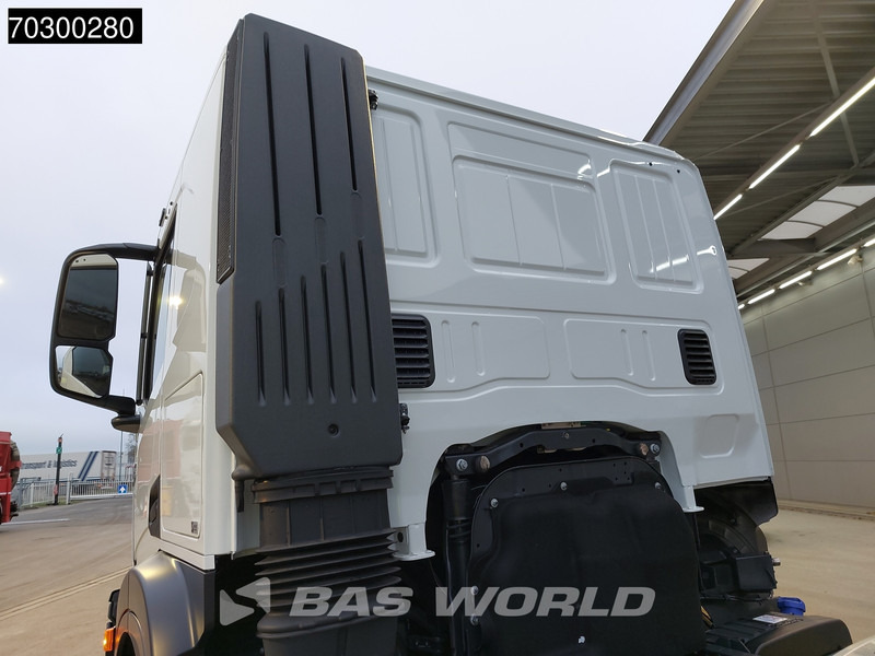Iveco X-Way 500 X-Way 6X4 NEW 6x4 chassis Sleepercab Rear Air suspension Automatic Euro 6 - Camión chasis: foto 5 Iveco X-Way 500 X-Way 6X4 NEW 6x4 chassis Sleepercab Rear Air suspension Automatic Euro 6 - Camión chasis: foto 5
