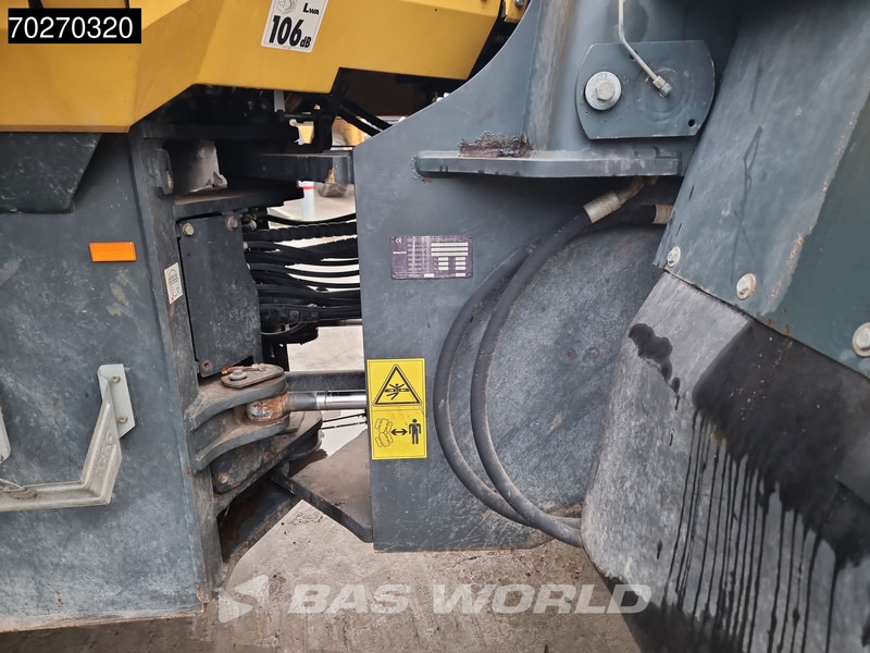 Cargadora de ruedas Komatsu WA380-6: foto 14