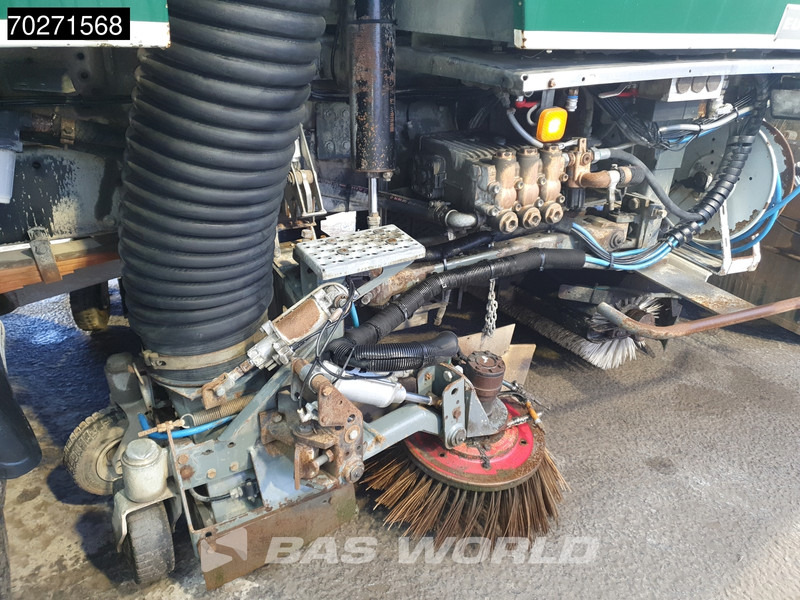 Barredora vial MAN LE 15.250 4X2 Eurovoirie Sweeper Manual Steelsuspension Euro 3: foto 13 Barredora vial MAN LE 15.250 4X2 Eurovoirie Sweeper Manual Steelsuspension Euro 3: foto 13