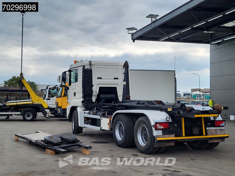 MAN TGS 33.440 6X4 25Ton AJK NHS25-5930 hooklift with 5th wheel Wechselsystem Manual Big-Axle Euro 5 - Camión multibasculante: foto 2 MAN TGS 33.440 6X4 25Ton AJK NHS25-5930 hooklift with 5th wheel Wechselsystem Manual Big-Axle Euro 5 - Camión multibasculante: foto 2