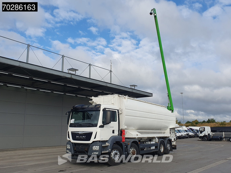 MAN TGS 35.440 8X4 Hydrodrive 6 Compartments Lift+Steering Axle Euro 6 - Camión cisterna: foto 1 MAN TGS 35.440 8X4 Hydrodrive 6 Compartments Lift+Steering Axle Euro 6 - Camión cisterna: foto 1