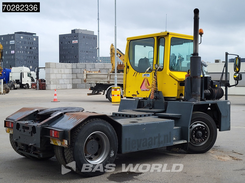 MOL YT200/4X2 4X2 Big-Axle Drumbrakes Hebesattel - Tractor industrial: foto 5 MOL YT200/4X2 4X2 Big-Axle Drumbrakes Hebesattel - Tractor industrial: foto 5