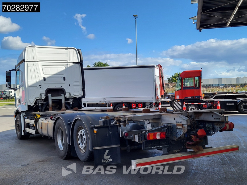 Mercedes-Benz Actros 2548 Actros 6X2 BROKEN ENGINE Lift-Axle Xenon Automatic Euro 6 - Camión portacontenedore/ Intercambiable: foto 2 Mercedes-Benz Actros 2548 Actros 6X2 BROKEN ENGINE Lift-Axle Xenon Automatic Euro 6 - Camión portacontenedore/ Intercambiable: foto 2