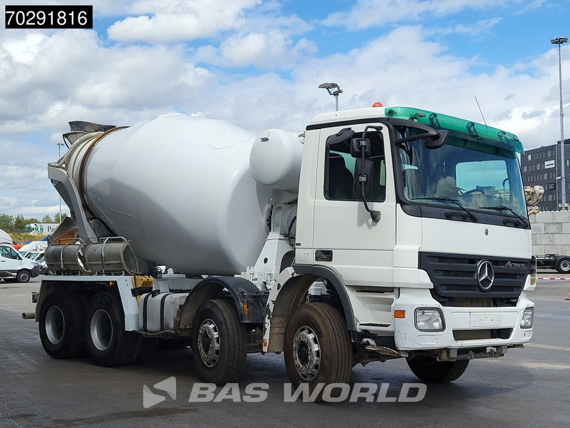 Mercedes-Benz Actros 3236 8X4 9M3 Stetter Mixer Big-Axle 3-Pedals Steelsuspension Euro 3 - Camión hormigonera: foto 3 Mercedes-Benz Actros 3236 8X4 9M3 Stetter Mixer Big-Axle 3-Pedals Steelsuspension Euro 3 - Camión hormigonera: foto 3