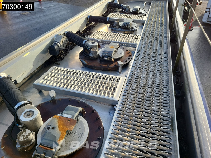 Mercedes-Benz Antos 1824 4X2 13.500Liter Fuel tanker ADR Automatic Euro 6 - Camión cisterna: foto 5 Mercedes-Benz Antos 1824 4X2 13.500Liter Fuel tanker ADR Automatic Euro 6 - Camión cisterna: foto 5