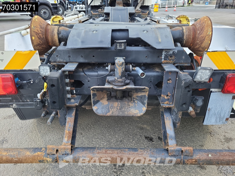 Scania P400 6X2 20 tons HIAB containersystem Retarder Automatic Lift+steering Euro 5 - Camión multibasculante: foto 3 Scania P400 6X2 20 tons HIAB containersystem Retarder Automatic Lift+steering Euro 5 - Camión multibasculante: foto 3