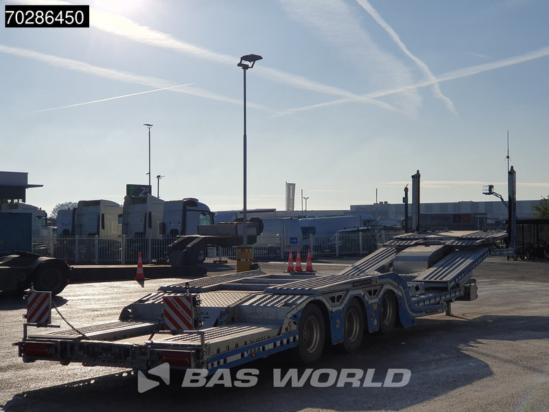 Semirremolque portavehículos Vega Alphamax 3 axles NEW Galvanized Hydro-electric Winch Lift + Lenkachse: foto 8