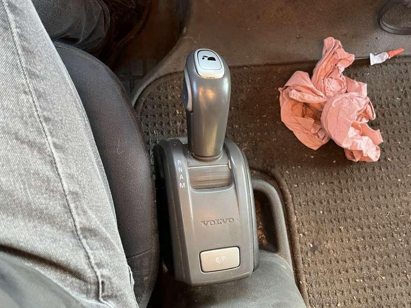Cabeza tractora Volvo FH 480 4X2: foto 38
