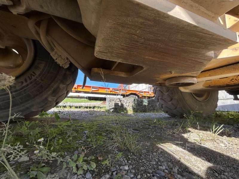 Cargadora de ruedas Caterpillar 966G: foto 36