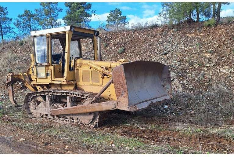 Caterpillar D6D - Bulldozer: foto 1 Caterpillar D6D - Bulldozer: foto 1