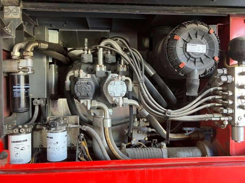 Manipulador de materiales Liebherr R922LC: foto 8