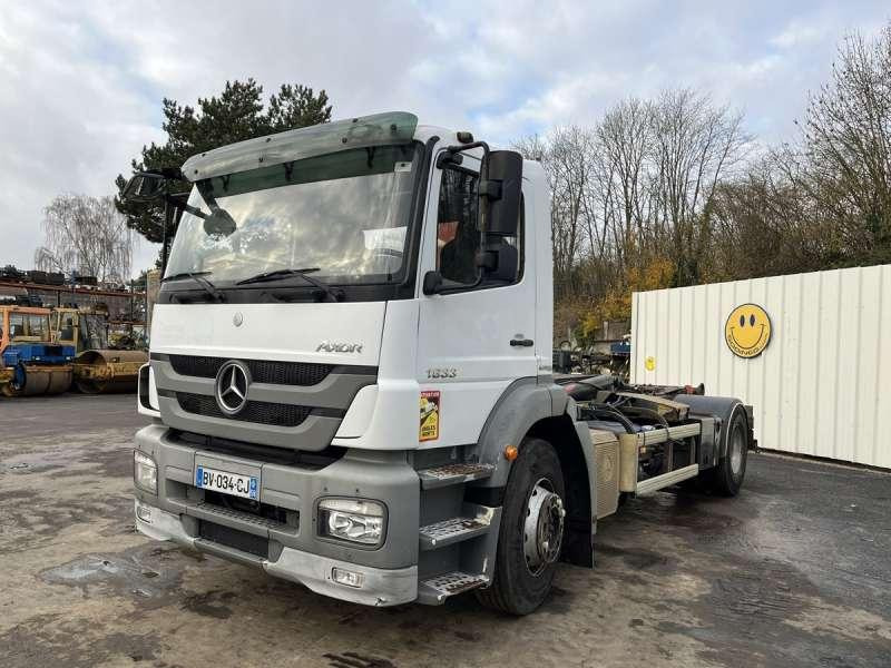 Mercedes AXOR 1833 - Camión multibasculante: foto 2 Mercedes AXOR 1833 - Camión multibasculante: foto 2