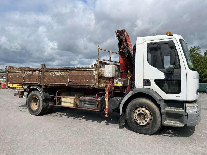 Renault A GRUE PREMIUM 300 - Camión volquete: foto 1 Renault A GRUE PREMIUM 300 - Camión volquete: foto 1