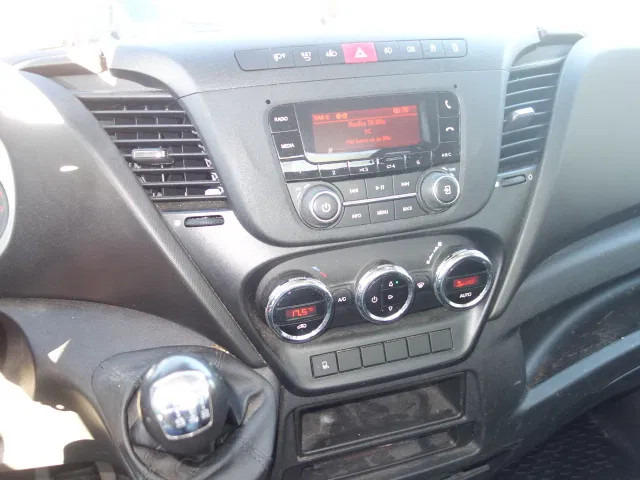 Leasing de Iveco Daily 35S14 CUSTERS 12 METER SKY WORKER EURO 6 ,AIRCO Iveco Daily 35S14 CUSTERS 12 METER SKY WORKER EURO 6 ,AIRCO: foto 8