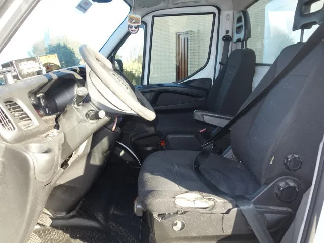 Leasing de Iveco Daily 35S14 CUSTERS 12 METER SKY WORKER EURO 6 ,AIRCO Iveco Daily 35S14 CUSTERS 12 METER SKY WORKER EURO 6 ,AIRCO: foto 7
