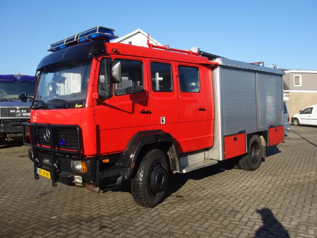 Mercedes-Benz 1124 4x4 ZIEGLER BOMBEROS TRUCK - Camión de bomberos: foto 1 Mercedes-Benz 1124 4x4 ZIEGLER BOMBEROS TRUCK - Camión de bomberos: foto 1