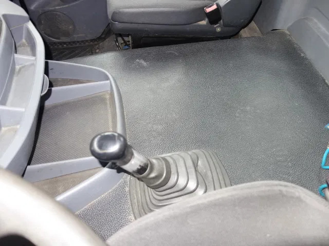 Mercedes-Benz Axor 3243 8X4 - Camión volquete: foto 5 Mercedes-Benz Axor 3243 8X4 - Camión volquete: foto 5