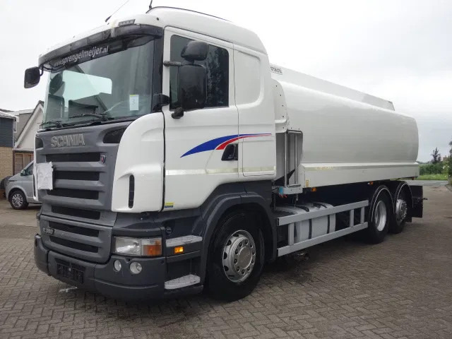 Scania R380 6X2 19200 LITER TANK,MANUAL GEARBOX - Camión cisterna: foto 2 Scania R380 6X2 19200 LITER TANK,MANUAL GEARBOX - Camión cisterna: foto 2