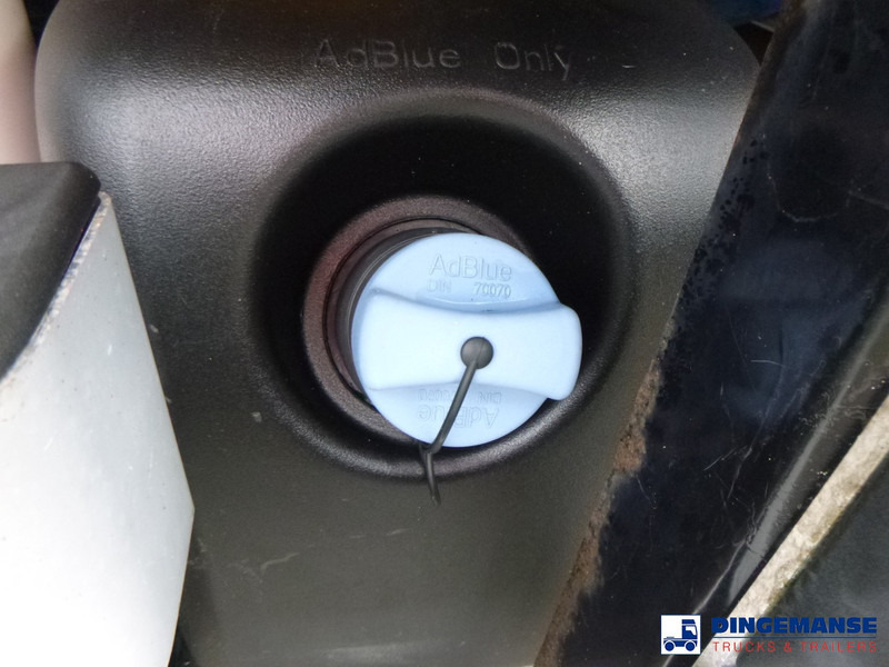 Leasing de DAF LF 220 4x2 RHD Whale vacuum tank DAF LF 220 4x2 RHD Whale vacuum tank: foto 17