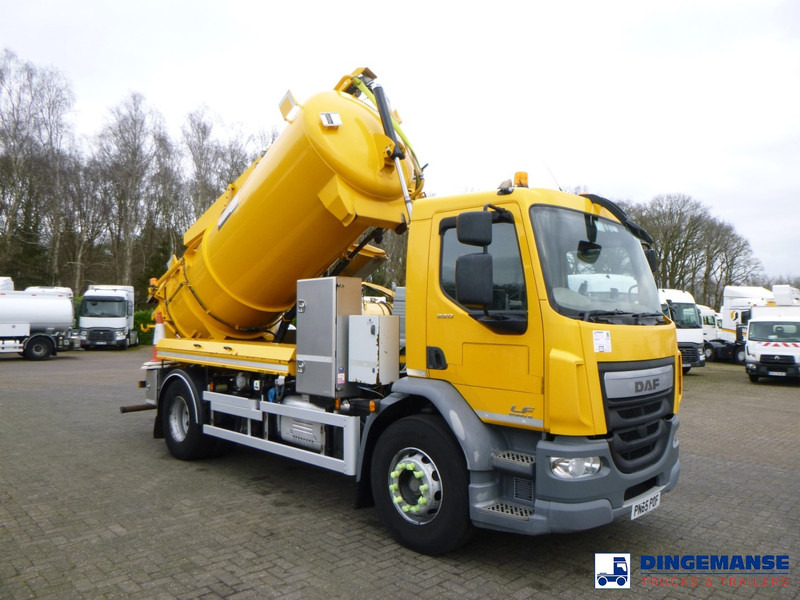 DAF LF 220 4x2 RHD Whale vacuum tank - Limpieza de alcantarillado: foto 2 DAF LF 220 4x2 RHD Whale vacuum tank - Limpieza de alcantarillado: foto 2