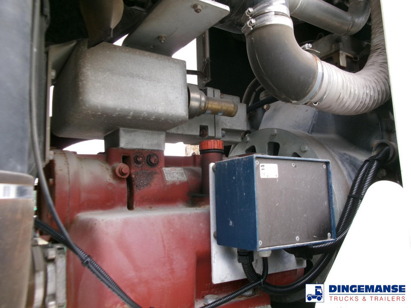 Semirremolque cisterna Feldbinder Powder tank alu 40 m3 / 1 comp + compressor: foto 19