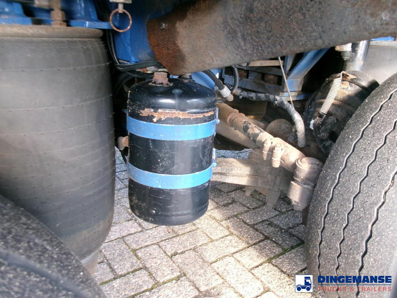 Semirremolque góndola rebajadas Goldhofer 3-axle lowbed trailer STZ-V 3-33/80A 56 t / ext. 13.6 m: foto 13 Semirremolque góndola rebajadas Goldhofer 3-axle lowbed trailer STZ-V 3-33/80A 56 t / ext. 13.6 m: foto 13