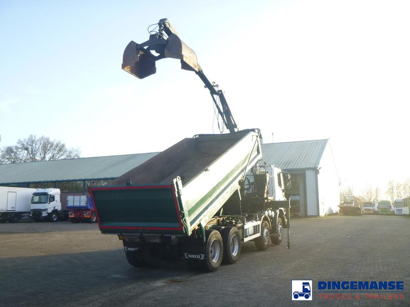Iveco AD340T36 8x4 RHD tipper + HMF 1244 Z1 - Camión grúa: foto 3 Iveco AD340T36 8x4 RHD tipper + HMF 1244 Z1 - Camión grúa: foto 3