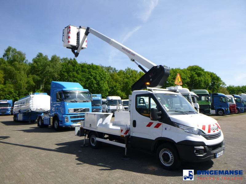 Iveco Daily 35-140 4x2 Euro 6 Klubb K26 manlift - Plataforma elevadora: foto 2 Iveco Daily 35-140 4x2 Euro 6 Klubb K26 manlift - Plataforma elevadora: foto 2