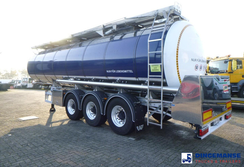 LAG Food tank inox 32 m3 / 3 comp + pump, steaming heating, webasto - Semirremolque cisterna: foto 3 LAG Food tank inox 32 m3 / 3 comp + pump, steaming heating, webasto - Semirremolque cisterna: foto 3