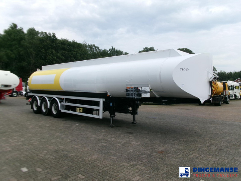 Lakeland Fuel tank alu 43 m3 / 6 comp - Semirremolque cisterna: foto 2 Lakeland Fuel tank alu 43 m3 / 6 comp - Semirremolque cisterna: foto 2
