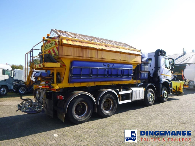 Mercedes-Benz Arocs 3240 8x4 RHD Schmidt snow plough / gritter - Máquina quitanieve: foto 4 Mercedes-Benz Arocs 3240 8x4 RHD Schmidt snow plough / gritter - Máquina quitanieve: foto 4