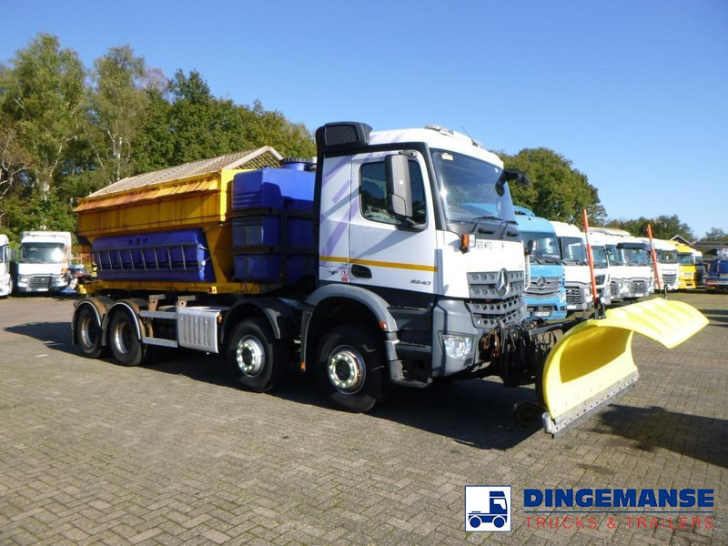 Mercedes-Benz Arocs 3240 8x4 RHD Schmidt snow plough / gritter - Máquina quitanieve: foto 2 Mercedes-Benz Arocs 3240 8x4 RHD Schmidt snow plough / gritter - Máquina quitanieve: foto 2