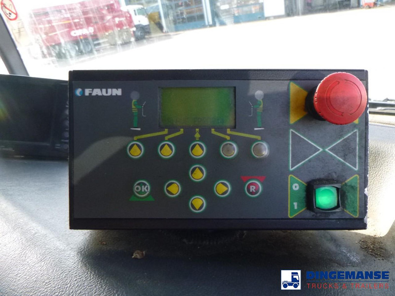 Camión de basura Mercedes-Benz Econic 2629 6x2 RHD Faun refuse truck: foto 19 Camión de basura Mercedes-Benz Econic 2629 6x2 RHD Faun refuse truck: foto 19