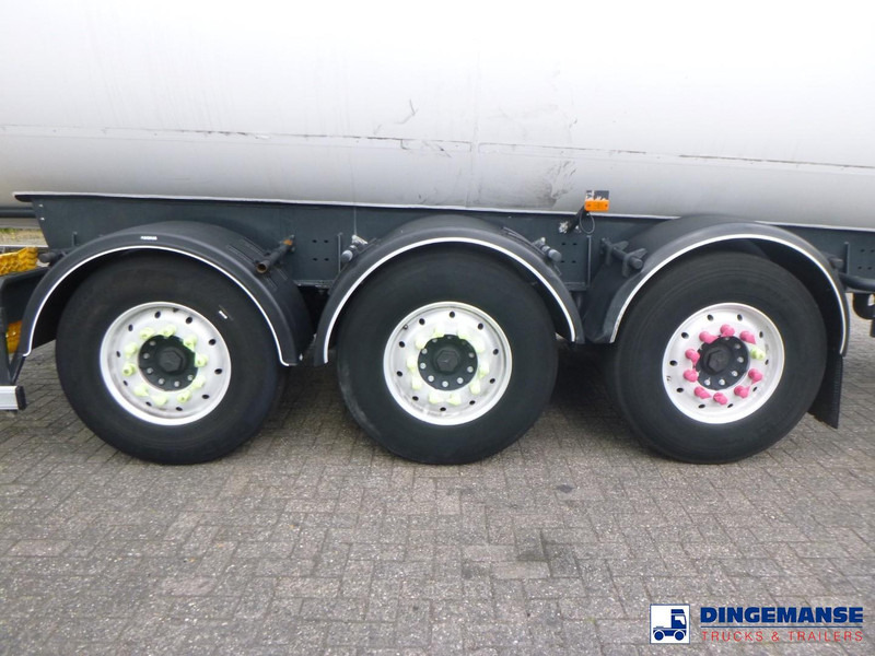 ROBINE Gas tank steel 51.5 m3 / 1 comp - Semirremolque cisterna: foto 5 ROBINE Gas tank steel 51.5 m3 / 1 comp - Semirremolque cisterna: foto 5