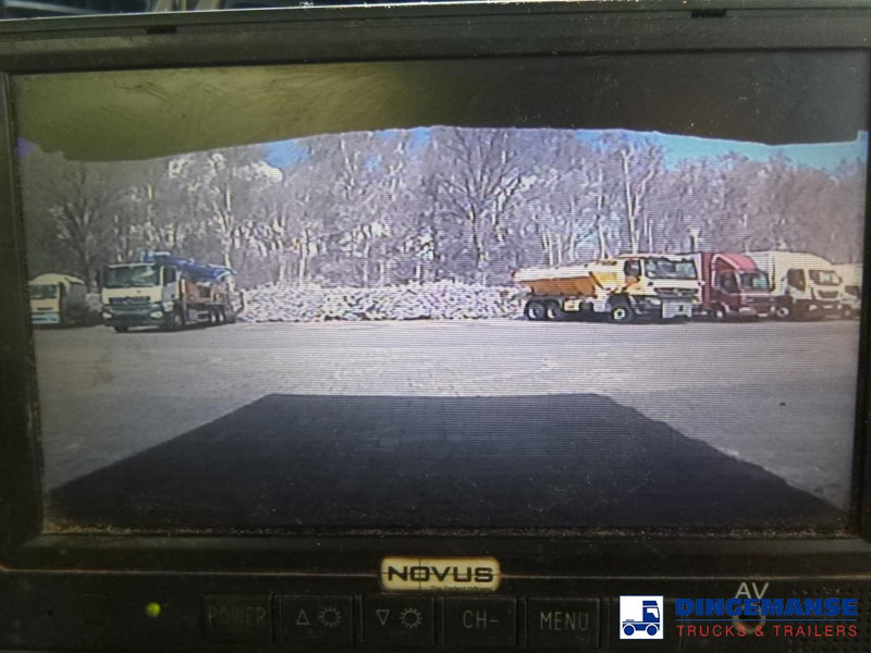 Camión volquete Renault Kerax 430 DXI 8x4 RHD tipper steel 31 m3: foto 20 Camión volquete Renault Kerax 430 DXI 8x4 RHD tipper steel 31 m3: foto 20