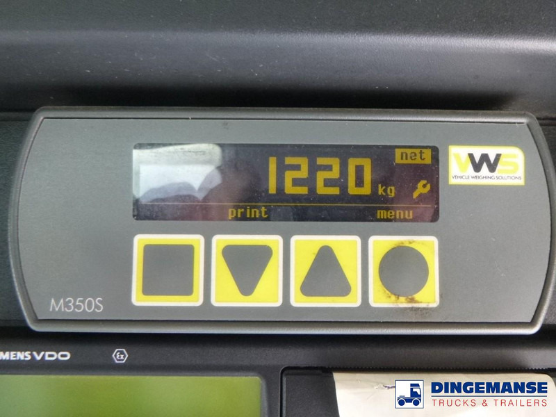 Camión volquete Renault Kerax 430 DXI 8x4 RHD tipper steel 31 m3: foto 19 Camión volquete Renault Kerax 430 DXI 8x4 RHD tipper steel 31 m3: foto 19