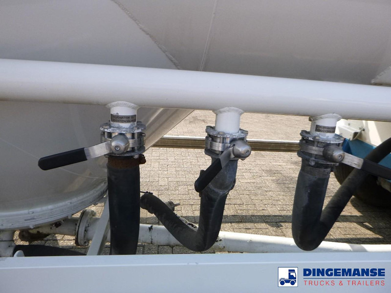SPITZER Powder tank alu 37 m3 / 1 comp - Semirremolque cisterna: foto 5 SPITZER Powder tank alu 37 m3 / 1 comp - Semirremolque cisterna: foto 5