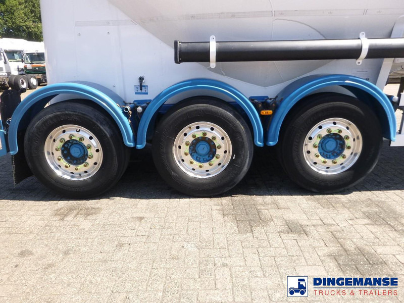 SPITZER Powder tank alu 37 m3 / 1 comp - Semirremolque cisterna: foto 4 SPITZER Powder tank alu 37 m3 / 1 comp - Semirremolque cisterna: foto 4