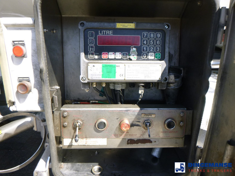 Camión cisterna Scania P 270 DB 4x2 fuel tank 14 m3 / 3 comp: foto 14
