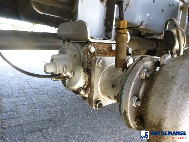 Camión cisterna Scania P 270 DB 4x2 fuel tank 14 m3 / 3 comp: foto 15