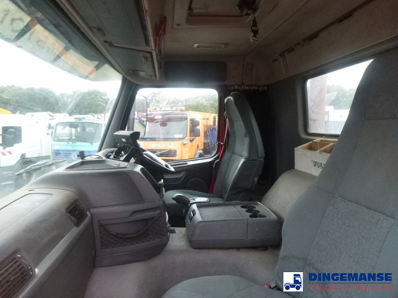 Leasing de Volvo FM 410 8x4 RHD steel tipper 16.6 m3 Volvo FM 410 8x4 RHD steel tipper 16.6 m3: foto 18