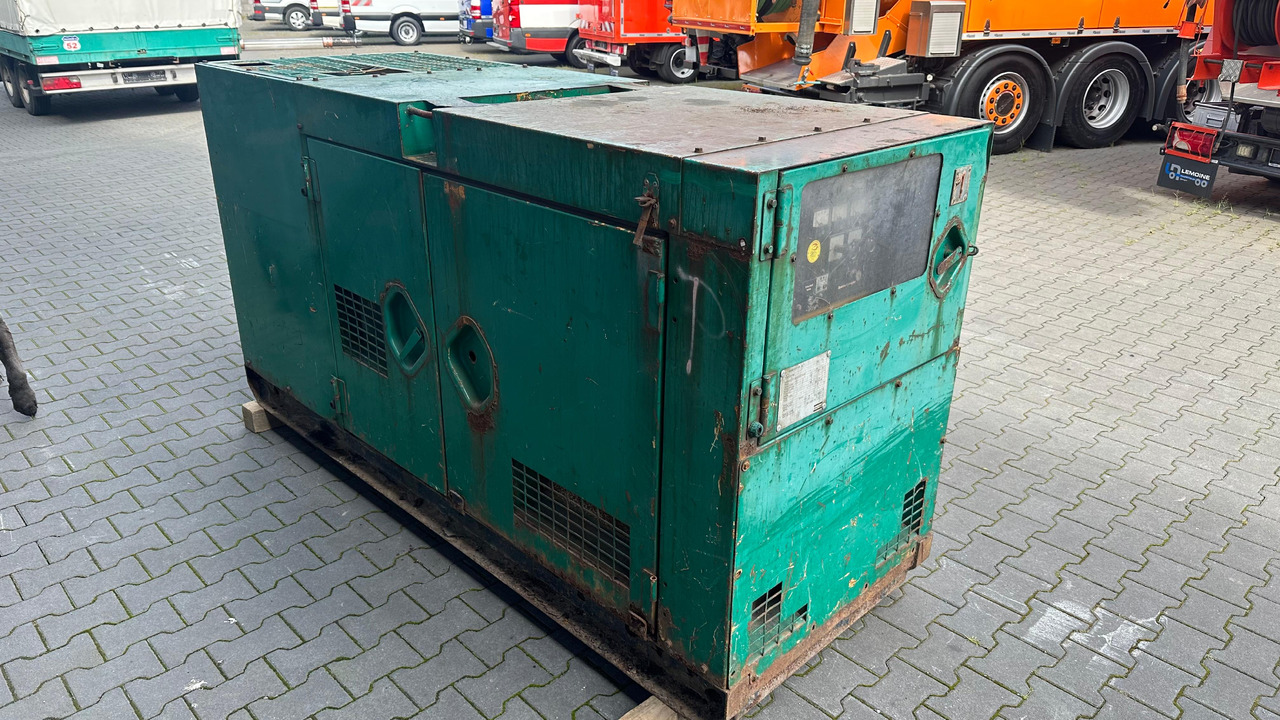 ATLAS Copco QAS 60 Kd BJ 1990 kVA 50 Elektro Stromgenerator Stromaggregat Notstrom - Generador industriale: foto 2 ATLAS Copco QAS 60 Kd BJ 1990 kVA 50 Elektro Stromgenerator Stromaggregat Notstrom - Generador industriale: foto 2